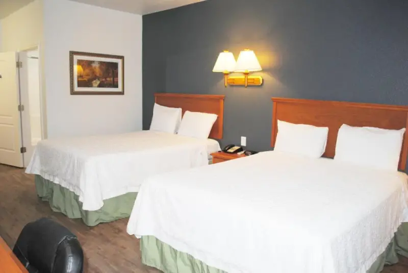 Queen Room
